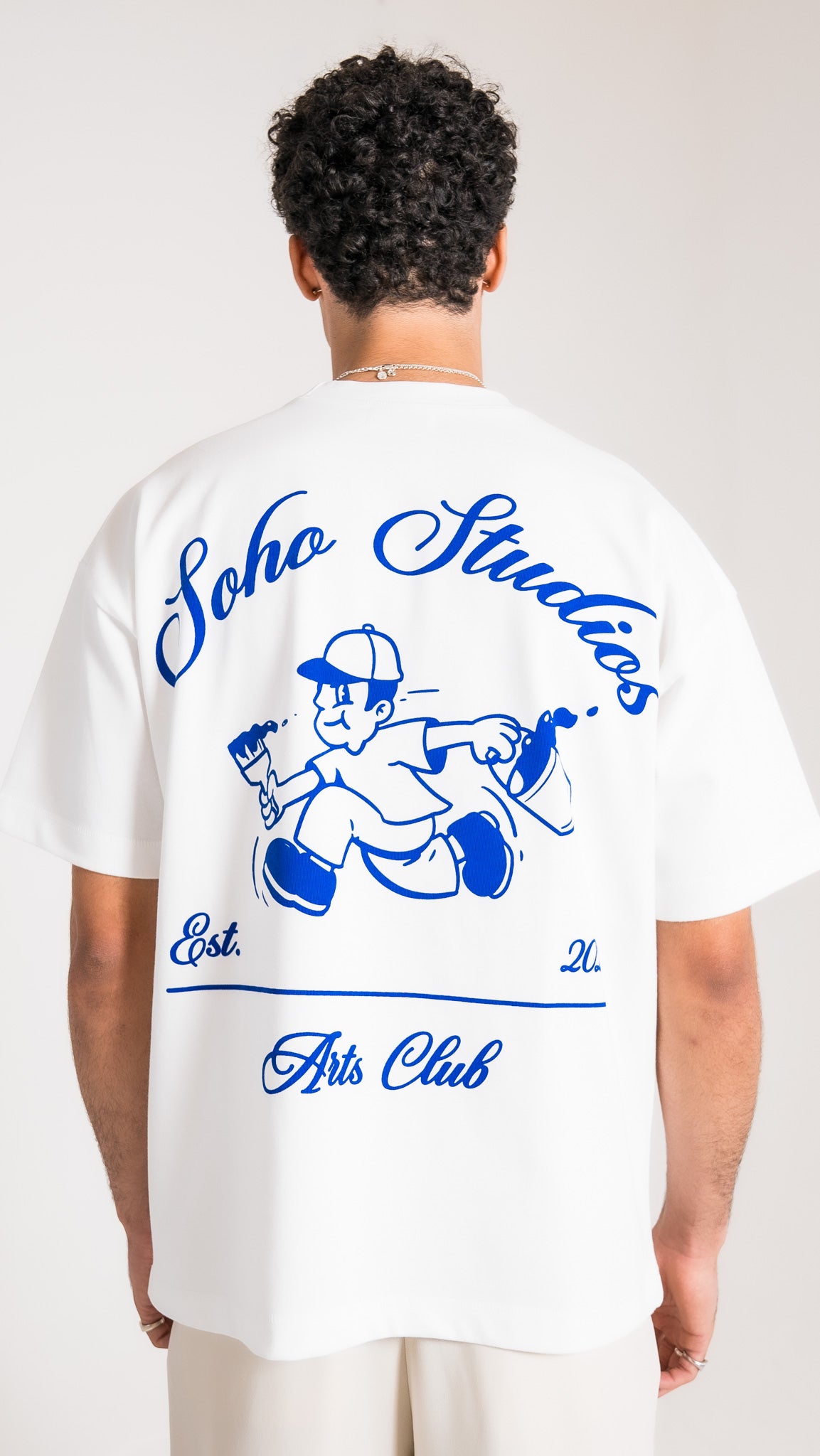 WHITE 'ARTS CLUB MASCOT' T-SHIRT