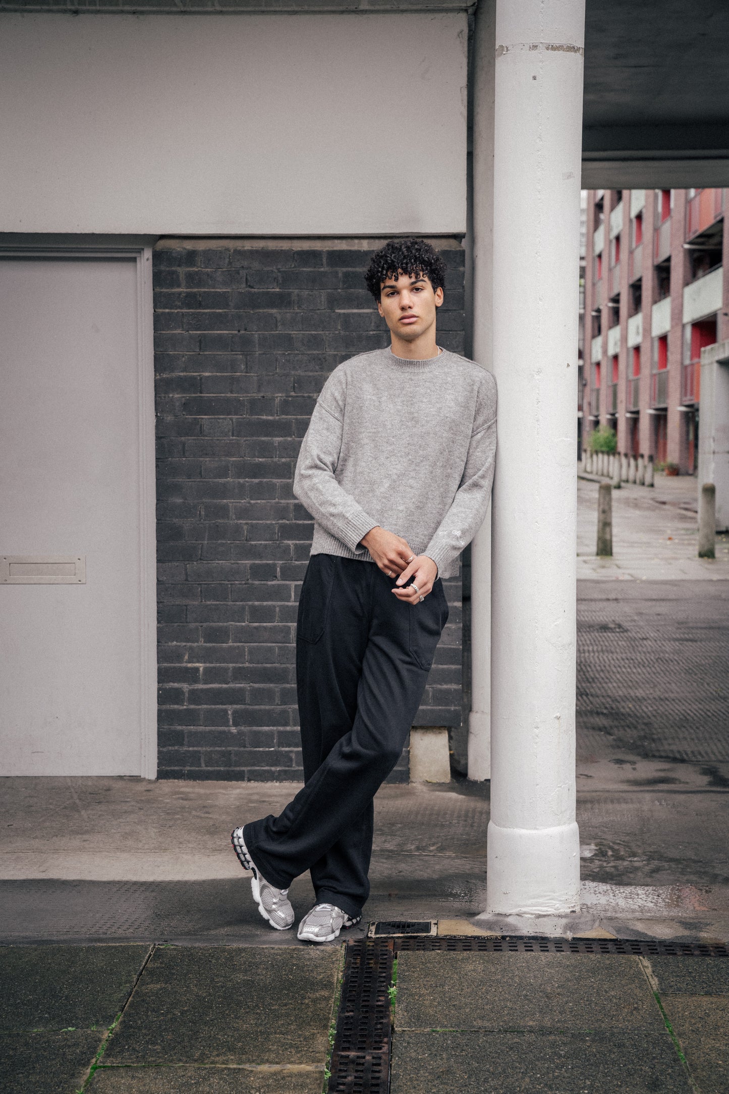 BLACK 'SIGNATURE' SWEATPANTS