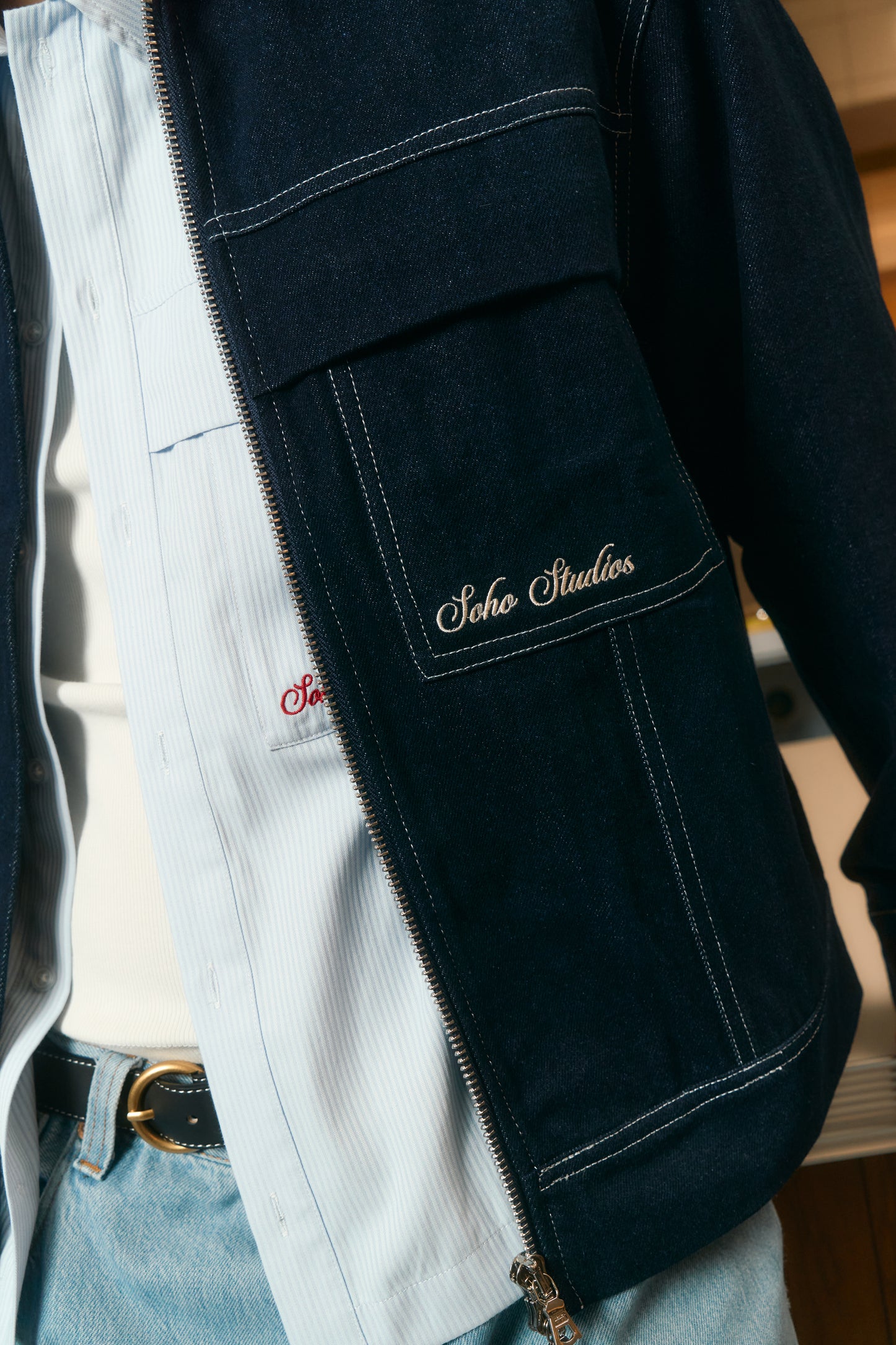 DENIM TRUCKER JACKET